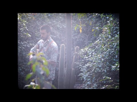 Mirando El Mar (Videoclip Oficial)