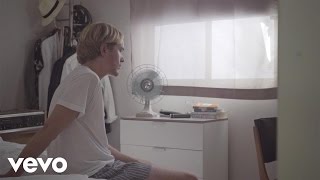 Slow Dancer - It Goes On (Official Video)