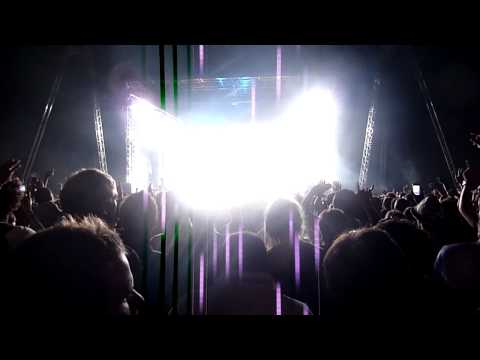 Inox Park 2011 - Axwell - R3hab & Swanky Tunes - Sending my love