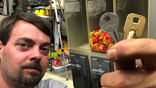 Vendstar 3000 candy machine key making: tubular & wafer feat. Herty Gerty, Lishi Cutter