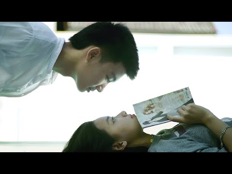 SWAGWAZZ - ບໍ່ຄືຄົນເຄີຍຮັກກັນ FT. UKNOWWHATIMEAN [ Prod.XXXVVIIV ] l BXS