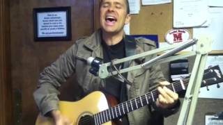Travis Caudle live on Living For The Weeked