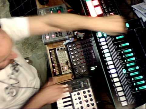 BGR - Sunday Jam Session (Part 2) Techno/Acid/House/Prog Roland Korg Aira Arturia