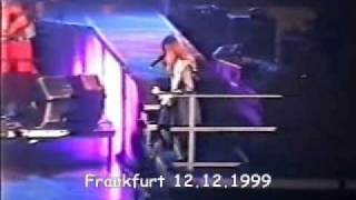 The Kelly Family: Frankfurt 12.12.1999: I wanna kiss you