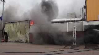 preview picture of video 'GPTV: Grote brand in visafslag Lauwersoog'