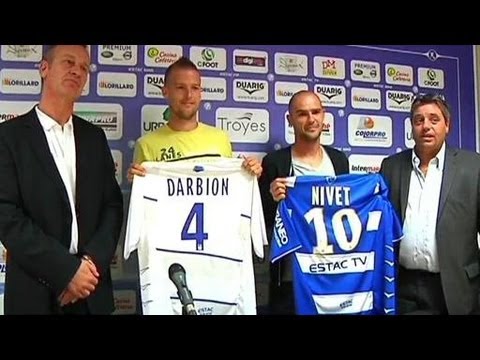 Les 3 premières recrues de l'ESTAC (Foot L1)