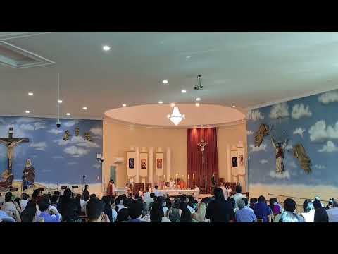 Missa na igreja de Bom Jesus de Goiás 