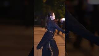 Download lagu Langzhuo, beautiful Tibetan girl mp3