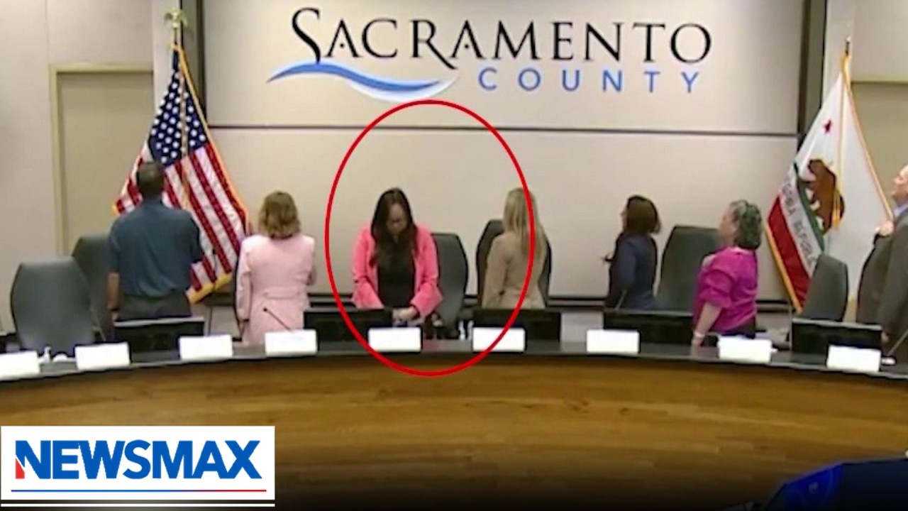 Leftist councilwoman turns her back on the American flag | The Right Squad