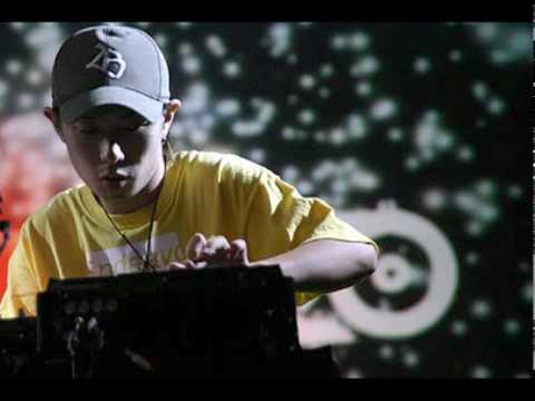 DJ KENTARO DROPS INSANE SCRATCHES ON K-DELIGHT ALBUM