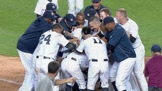 Ichiro smashes a walk-off homer in the ninth