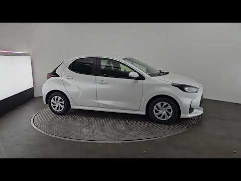 Toyota Yaris 1.0 Auto - Image 2