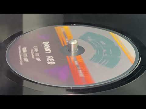 DANNY RED ~ Live It Up + CONSCIOUS SOUNDS ~ Dub It Up