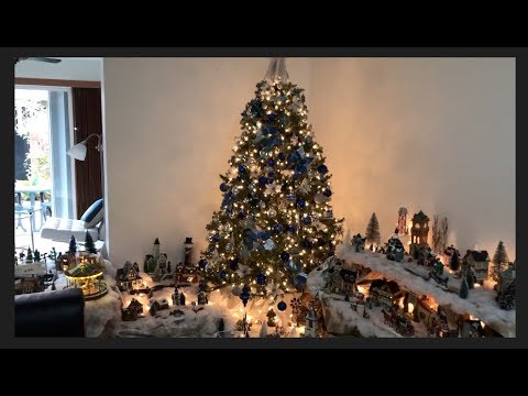 Christmas Tree & Nativity Scene | Decorate With Me!