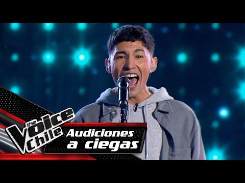Pablo Rojas - In the black silence of the night | Blind Auditions | The Voice Chile