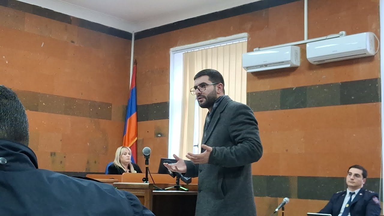 Ինձ հայհոյել են, պիտի ասեմ` արի ճակատդ պաչե՞մ. Հարություն Մկրտչյանը հարցաքննվում է