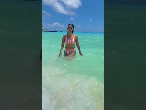 Mukti Mohan enjoying beach vacation