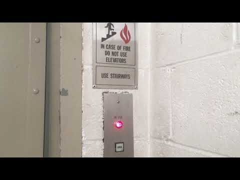 Vintage Montgomery Oil Hydraulic freight elevator - Westmoreland Mall - Hempfield Township, PA