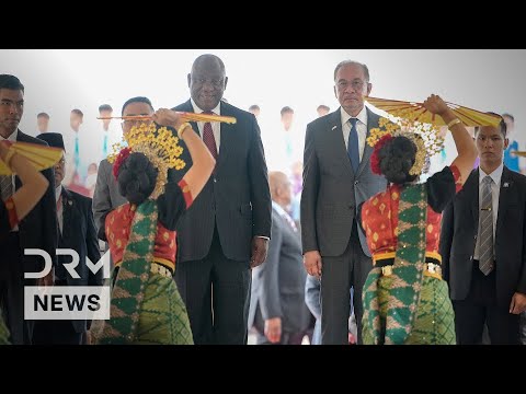 Welcome Ceremony: South Africa’s Ramaphosa Arrives in Malaysia for ASEAN Summit Talks | AQ1B