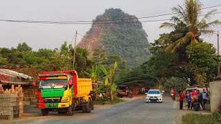 Download lagu Makam Keramat dan Ular Besar Penunggu Gunung Nyungcung Terungkap: Ini Pesannya? mp3 Download lagu Makam Keramat dan Ular Besar Penunggu Gunung Nyungcung Terungkap: Ini Pesannya? mp3