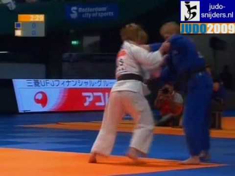 Judo 2009 Rotterdam: Elisabeth Willeboordse (NED) - Kylie Koenig (AUS) [-63kg].