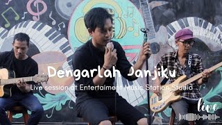 Download lagu Live Session Dengarlah Janjiku |  Live Acoustic (Lyric) mp3