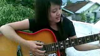 Download lagu Tyta SweetzzBerry - Guitar play (Yangseku-Pujaan Hati).mp4 mp3