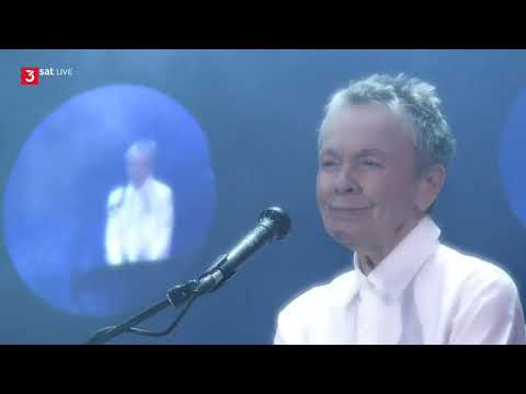 Laurie Anderson - O Superman - Live 2025