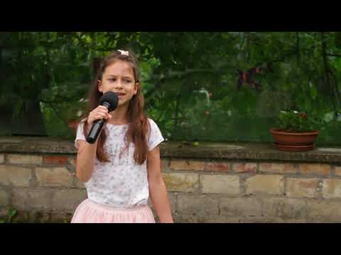 Kata Kosztyu - Pahuljice [ZagiFest 2020.]