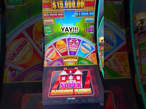 WOW!!! SUPER MANSIONS FEATURE on HUFF N' EVEN MORE PUFF at Paris Las Vegas! #shorts