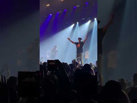 Drake performs "Headlines" and K-os closes with "Sunday Morning"
