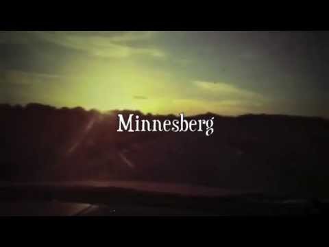 Jag spelar zombieläkare på en hinderbana i Minnesberg.