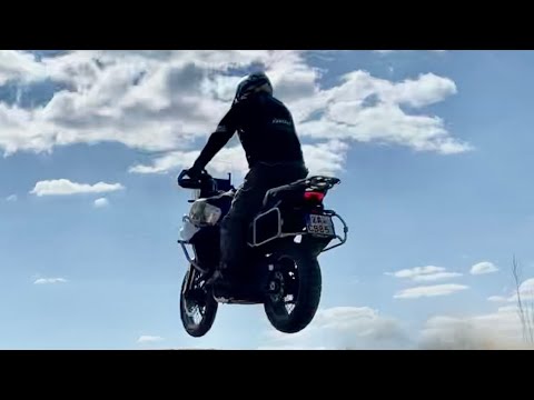 CFMOTO 800MT Touring offroad