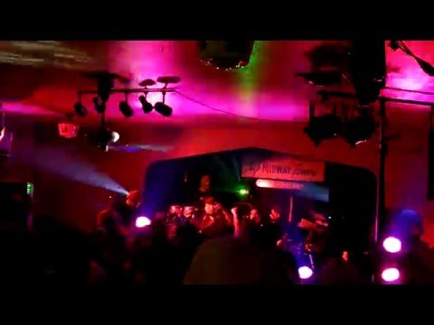JASSY GRAZZ live at Marthas Midway SET 2  11/27/10