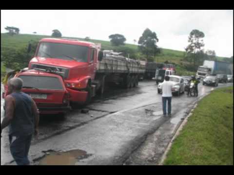Casal de Mogi Guaçu (SP) morre em na estrada de Ouro Fino (MG).