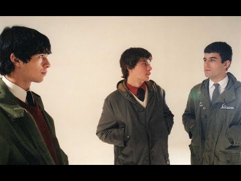 Tarja Preta - Outro Bar (Ao Vivo | 8° Goiania Noise 2002)