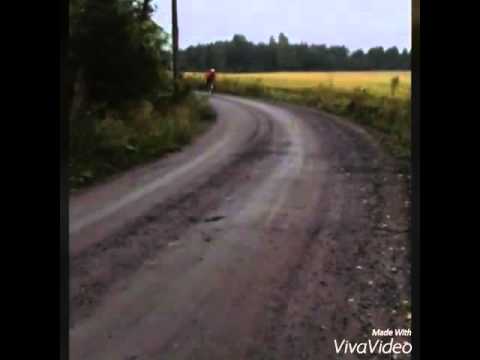 NYT KEULII! (pikkuveli_stunt)