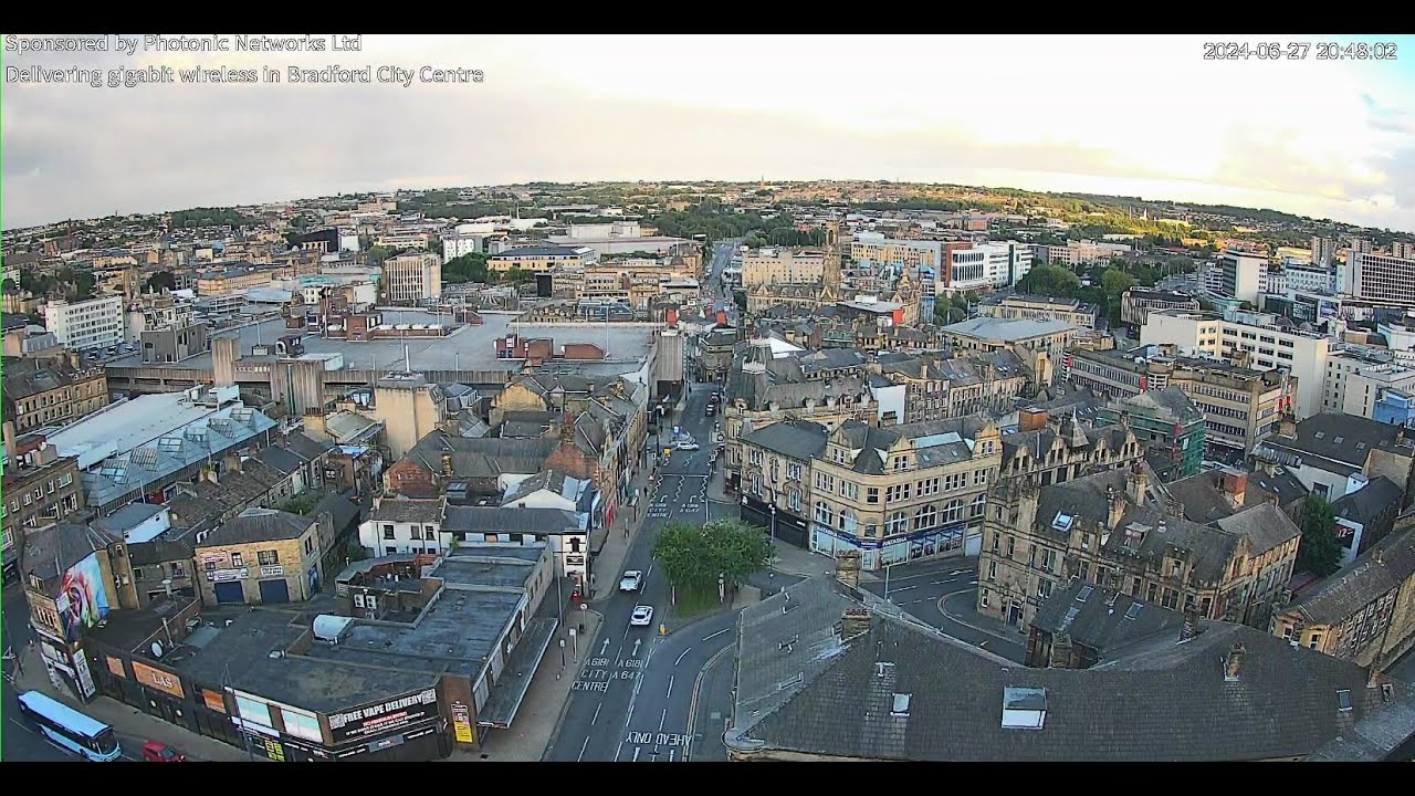 Live webcam view of Vista Panorámica del Centro de Bradford
