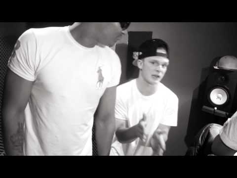 RON AND TAGI - 300 MASACRE