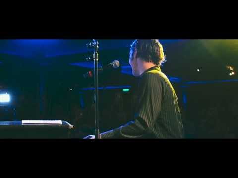 You Only Kiss Me When You're Drunk - Drew De Four feat. Kin Curran