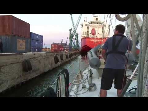 Arrivée au port de Doudinka - Expédition Tara Oceans Polar Circle - 24 juillet 2013