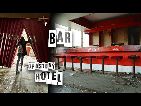Opustený hotel s červeným barom