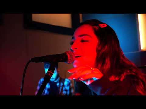 Giuliana Cascone - non me ne frega un ca (Live Session)