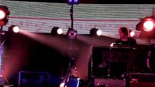 Wigwam - Beady Eye @ Royal Albert Hall (Teenage Cancer Trust 2011)