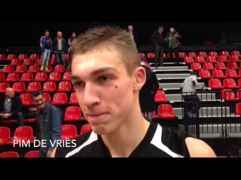 SPM Shoeters wint duel tegen Aris makkelijk