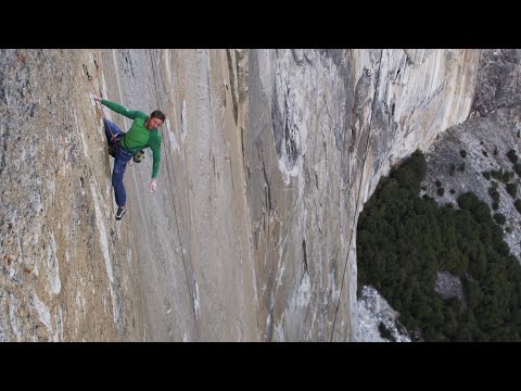 クライミングエイドを備えたプレハブファサード部品