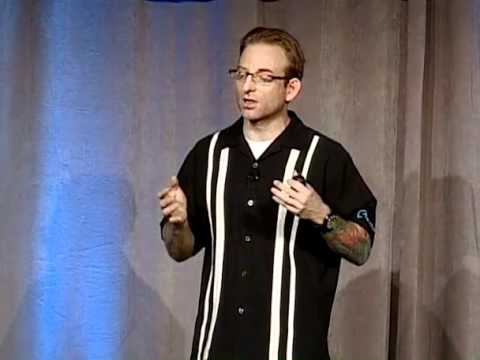 RSA Conference 2011 - Cloudiquantanomidatumcon: The Infra/Info-Centric Debate in the Cloud -