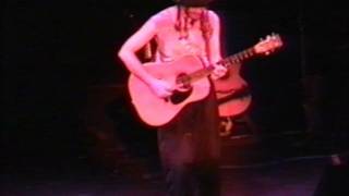 Michael Hedges: face yourself/breakfast in the field