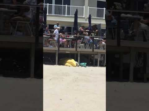 Sunbar grill at sun tower