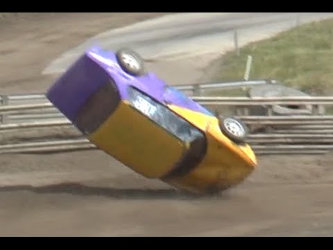 Semesterracet 2016 Lördag | Rullningar, Krascher & Tvåhjulingar!